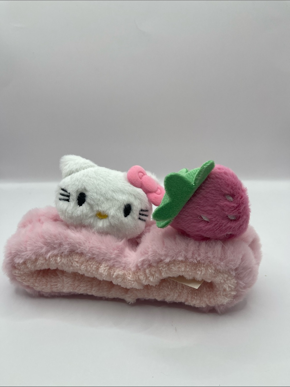 Hello Kitty Pink Plush Accessory Collection - Picture 6 of 6